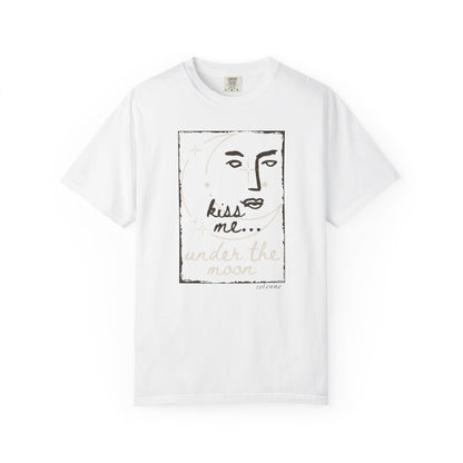Kiss Me Under the Moon | Tee