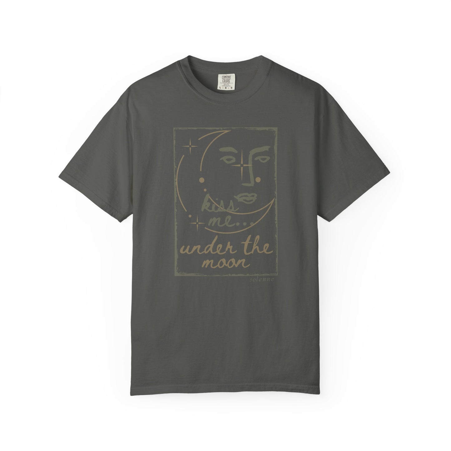Kiss Me Under the Moon | Tee
