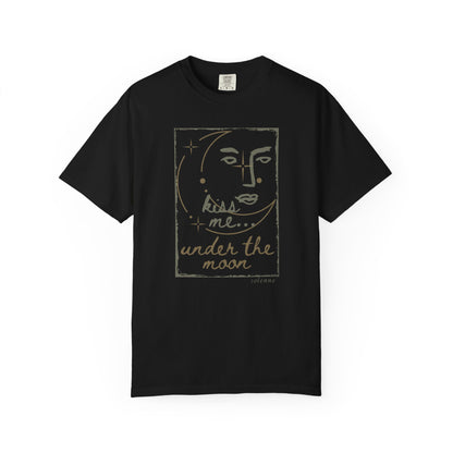Kiss Me Under the Moon | Tee