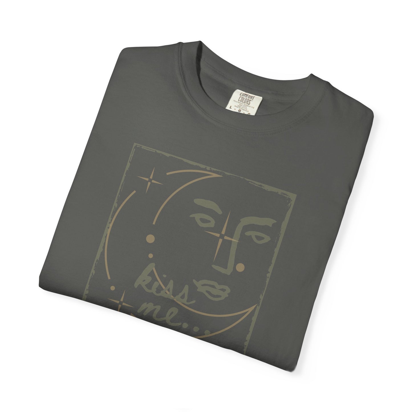 Kiss Me Under the Moon | Tee