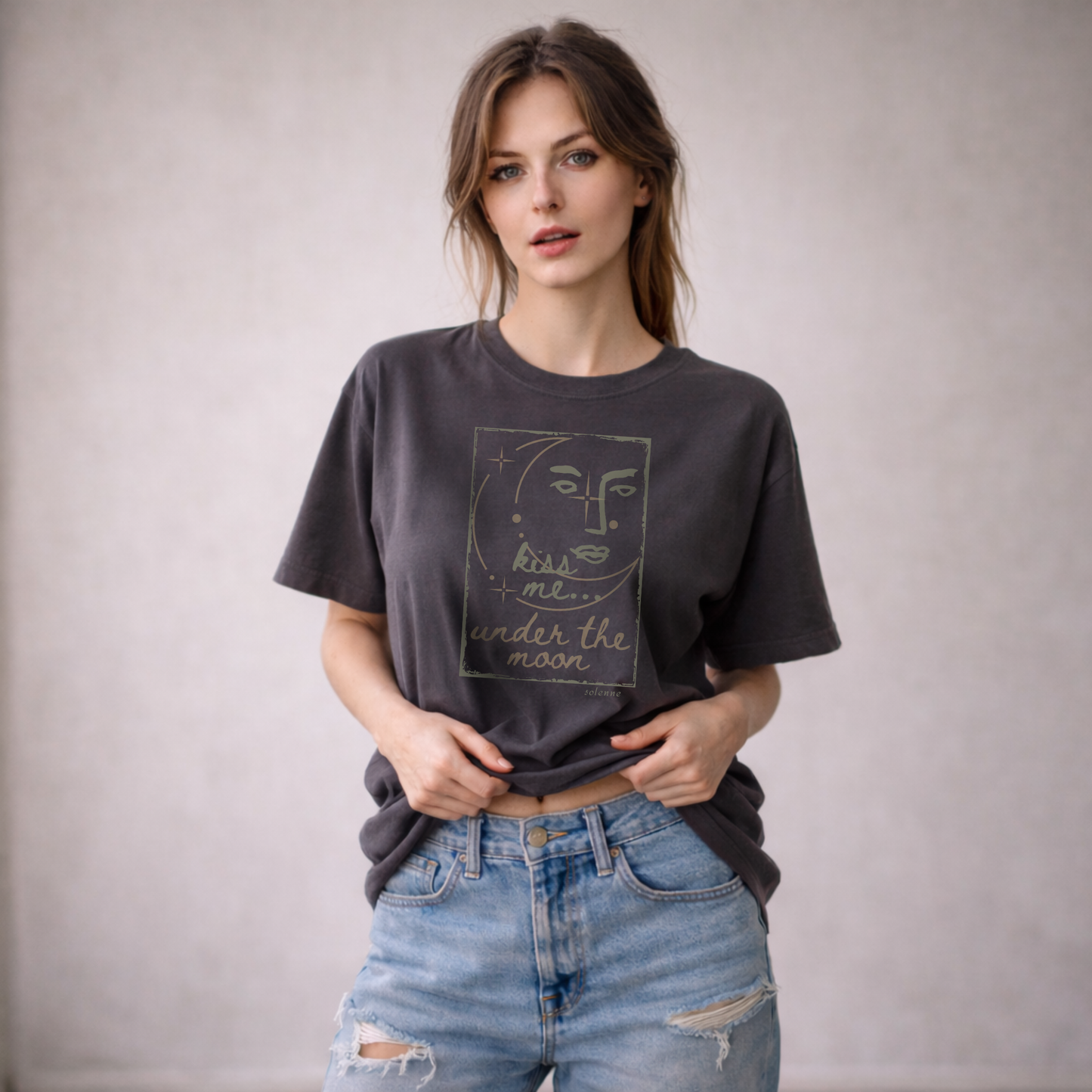 Kiss Me Under the Moon | Tee