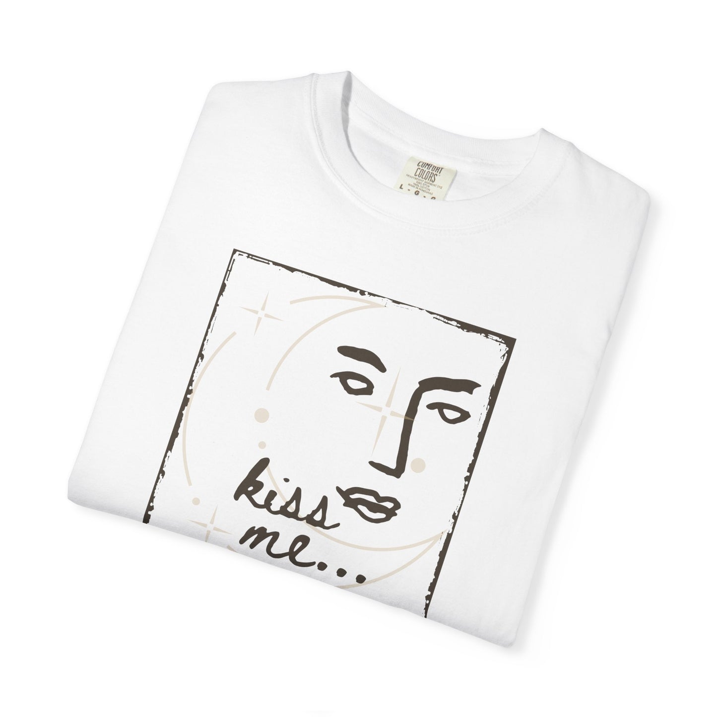 Kiss Me Under the Moon | Tee